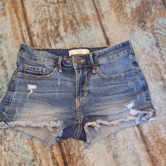 Abercrombie & Fitch Blue Jean Shorts. Excellent Condition Size 00 - Picture 1 of 8